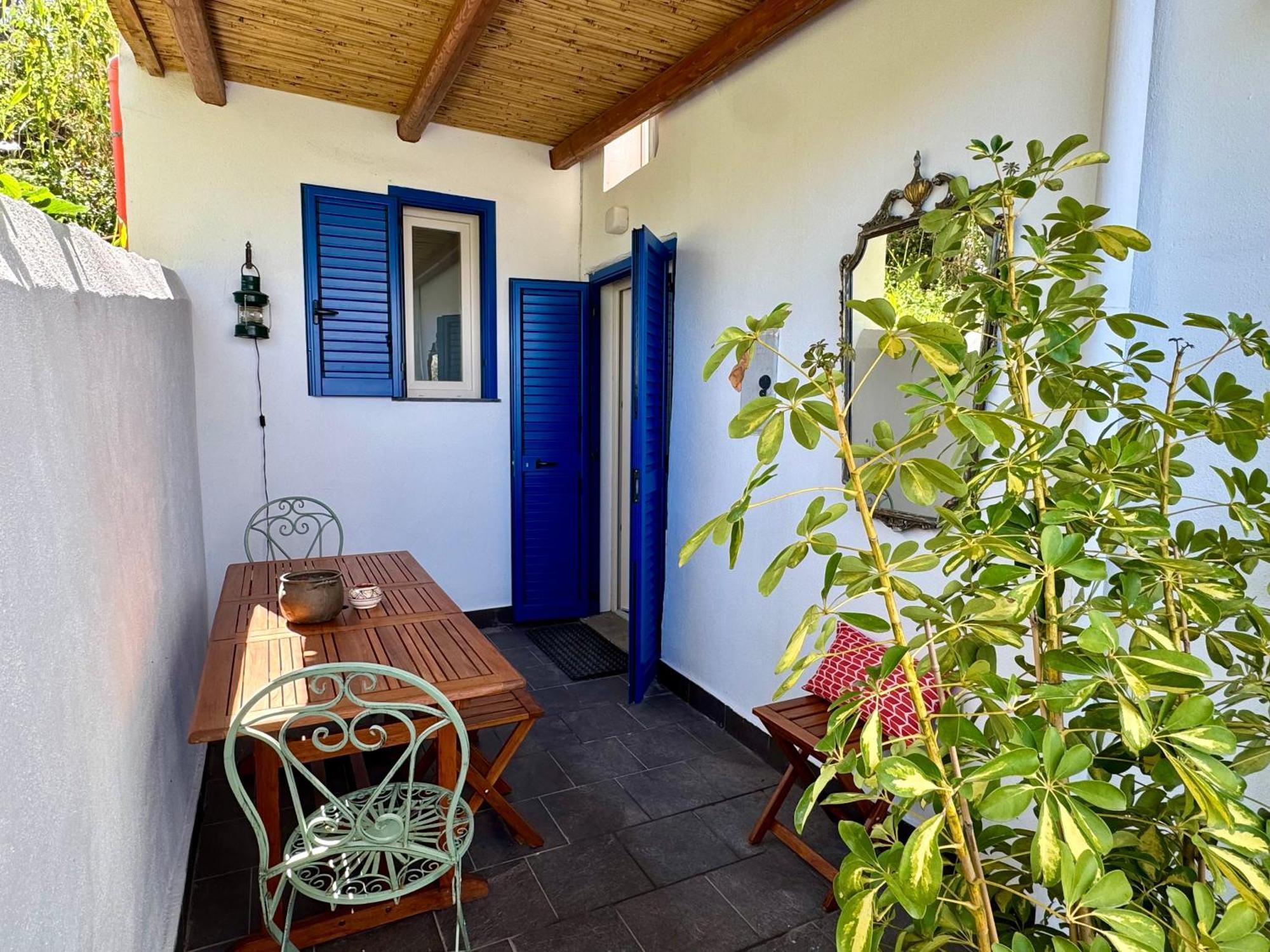 La Casa Del Geologo Apartment Stromboli Exterior foto